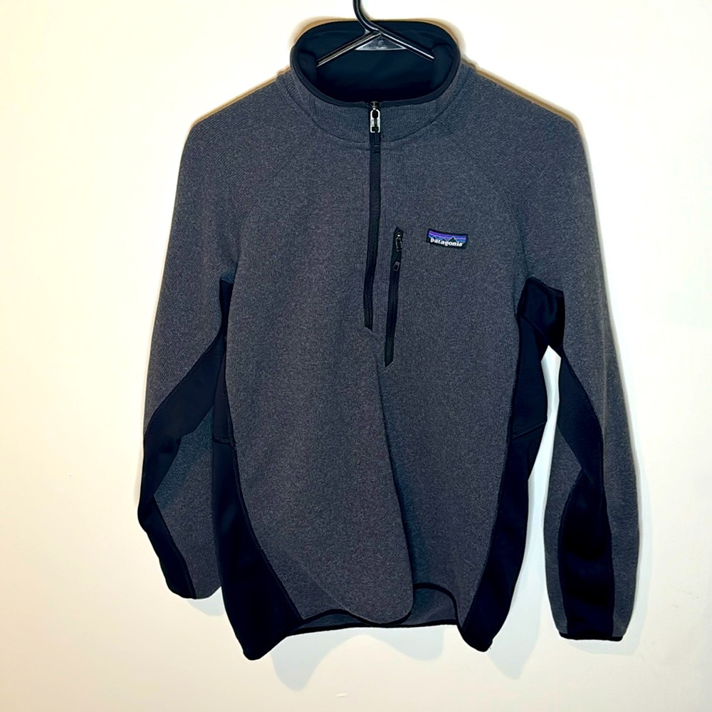 Patagonia Medium Quarterzip